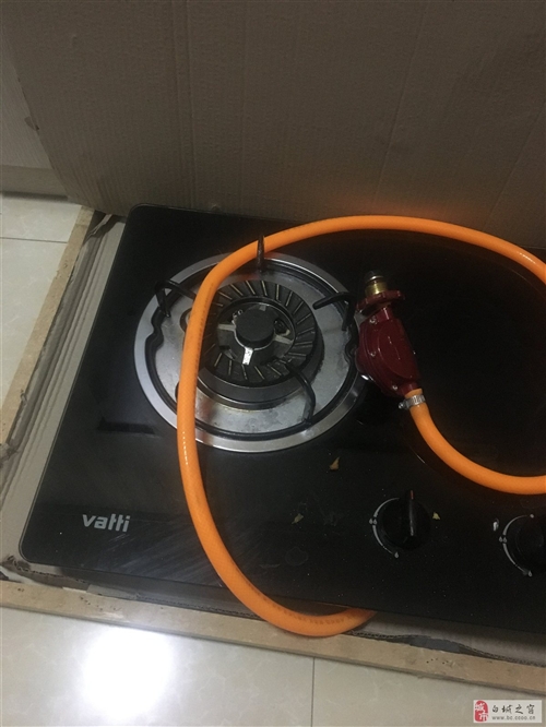 燃气灶出售，基本没太用过。